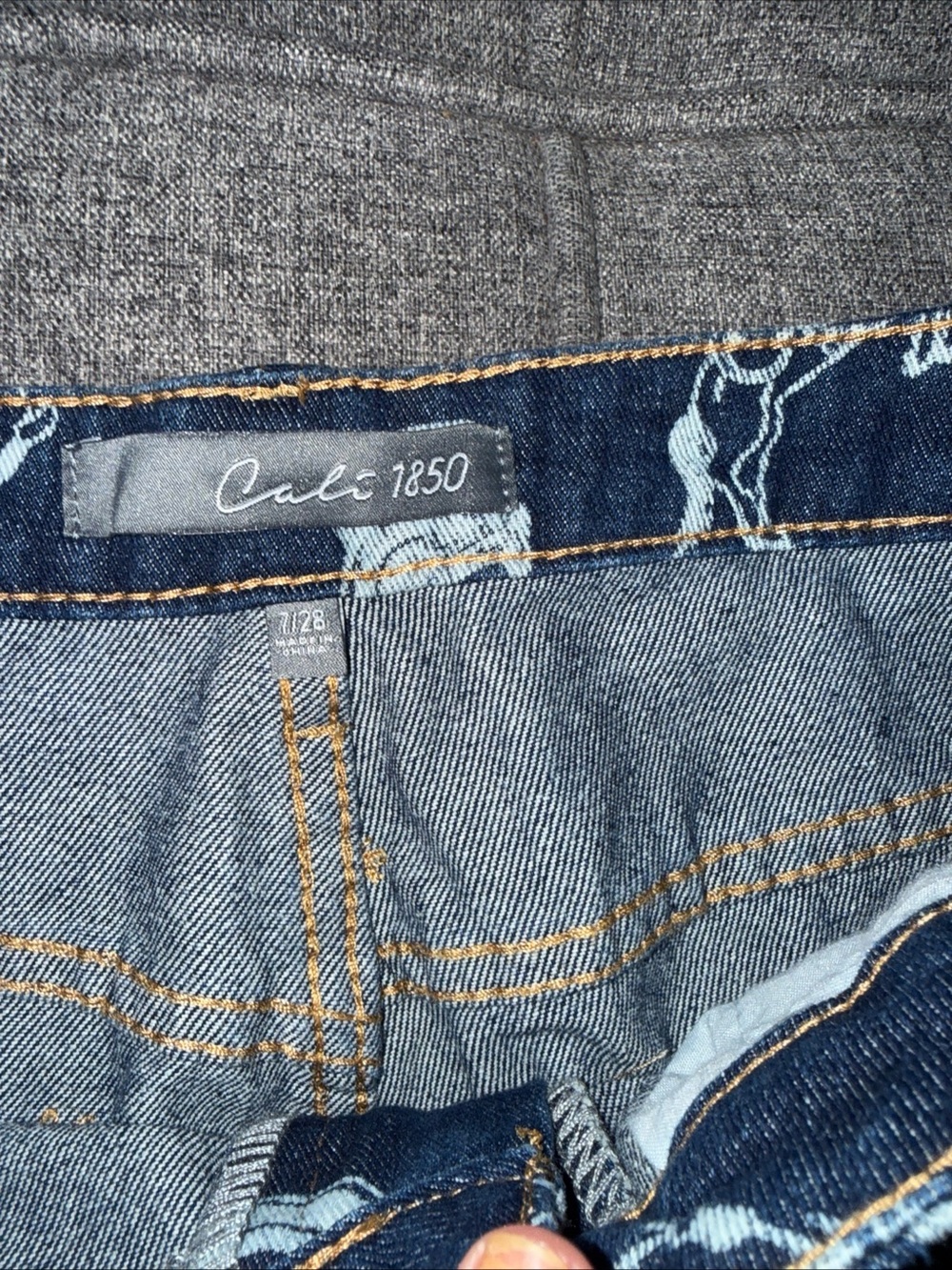 NWOTCali 1850 Straight Leg Jeans Women 7/28 Blue Western Cowboy Print High Rise - Picture 5 of 9
